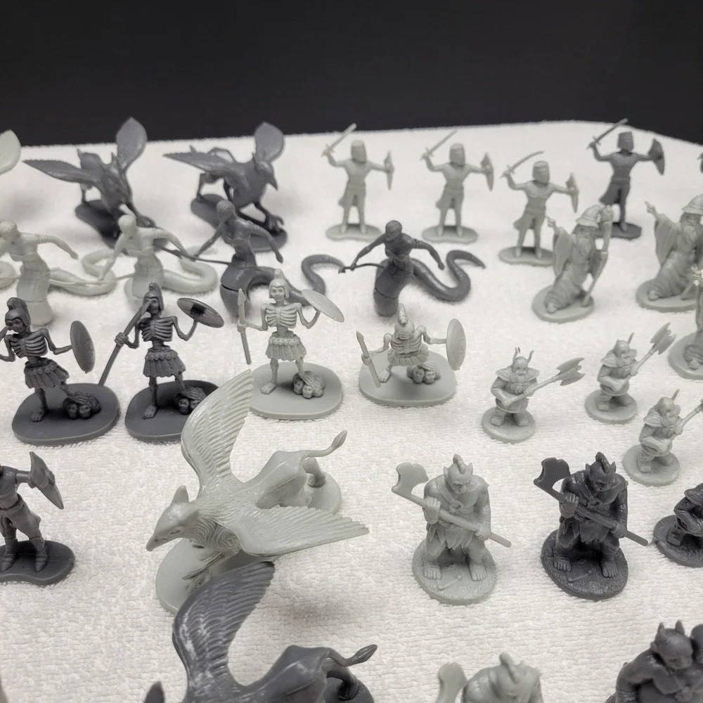 Adventure Terrain Fantasy Creatures Series 1 over 90 figures